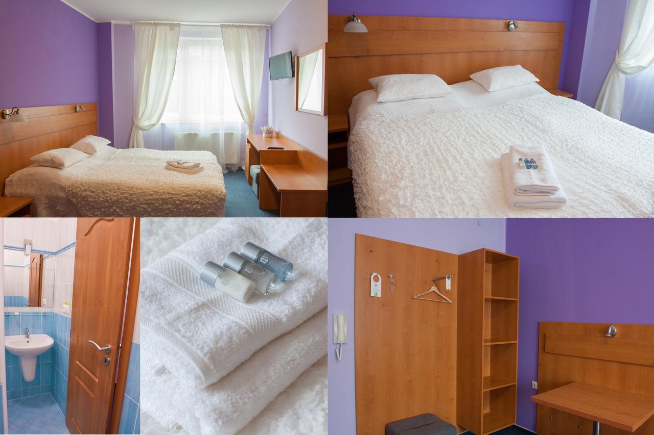 Café Kaftan - pension Kolin Bagian luar foto